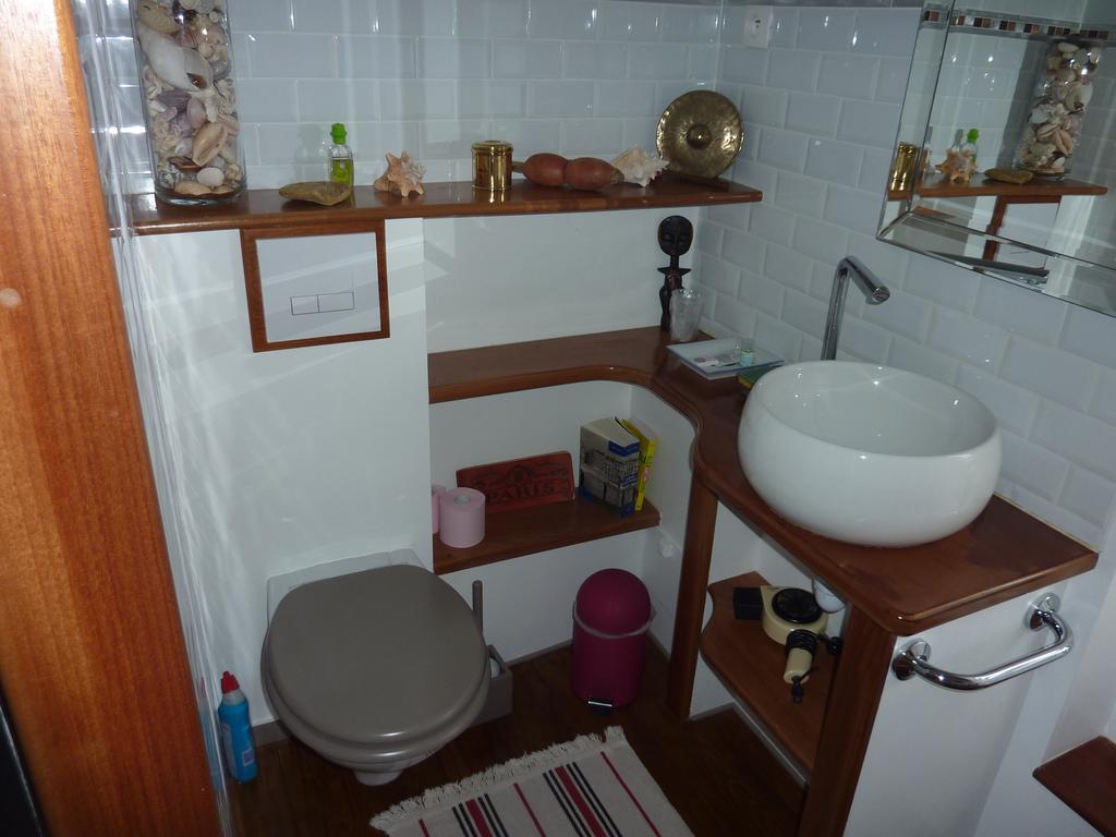 Maison Romantique Bed & Breakfast Льо-Перо-Сюр-Марн Екстериор снимка